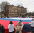 В Выборге прошел флешмоб в честь годовщины присоединения Крыма к России - Администрация МО Выборгский район