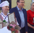 Наталья Родионова (вторая слева) стала лучшим школьным поваром - Газета Выборг