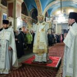 Ночная Божественная Литургия в Спасо-Преображенском соборе