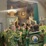 Епископ Выборгский и Приозерский Варнава сослужил Его Высокопреосвященству митрополиту Варсонофию