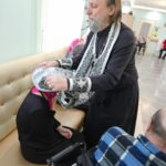 Духовное окормление в пансионате Невской Дубровки: исповедь и Причастие насельников