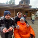 В храме Святых Царственных Страстотерпцев д. Раздолье Приозерского благочиния продолжается Пасха
