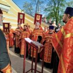 Иерей Евфимий Добрянский приняли участие в ежегодном городском соборном молебне и крестном ходе трезвенников в Александро-Невской Лавре