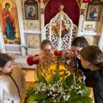 Урок рисования и беседа о царе Сауле в Воскресной школе Разметелево