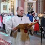 Епископ Варнава совершил заупокойную литургию в Троицкую родительскую субботу