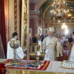 Епископ Варнава совершил заупокойную литургию в Троицкую родительскую субботу