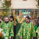 В праздник Святой Троицы епископ Варнава возглавил богослужение во Всеволожске