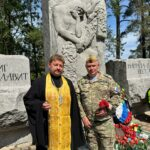 Протоиерей Константин Синельщиков принял участие в захоронении останков воина