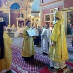 Епископ Выборгский и Приозерский Варнава возглавил литургию в Спасо-Преображенском соборе