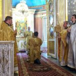 Епископ Выборгский и Приозерский Варнава возглавил литургию в Спасо-Преображенском соборе