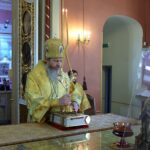 Епископ Выборгский и Приозерский Варнава возглавил литургию в Спасо-Преображенском соборе