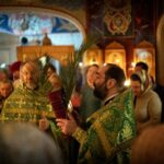 Богослужения праздника Входа Господня во Иерусалим прошли на петербургском подворье Коневского Рождество-Богородичного монастыря