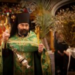 Богослужения праздника Входа Господня во Иерусалим прошли на петербургском подворье Коневского Рождество-Богородичного монастыря