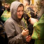 Богослужения праздника Входа Господня во Иерусалим прошли на петербургском подворье Коневского Рождество-Богородичного монастыря
