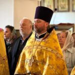 Митрополит Варсонофий совершил Божественную литургию в Никольском храме поселка имени Свердлова
