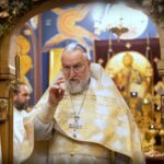 Божественная литургия на петербургском подворье Коневского монастыря