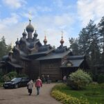 Владыка Варсонофий возглавил Всенощное бдение в храме Всех русских святых в поселке Сосново