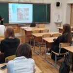 В школах Выборга прошли уроки, посвященные святому праведному воину Феодору Ушакову